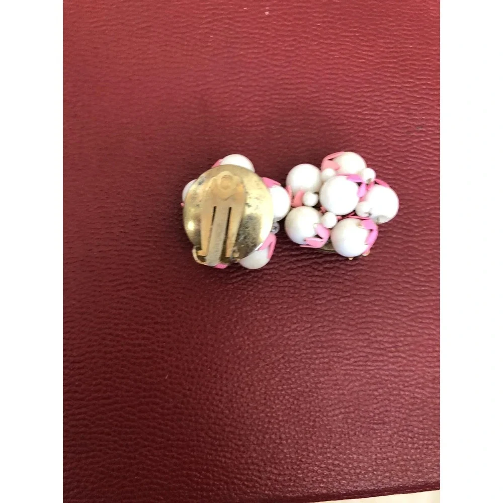 Vintage‎ 1950's Mid Century Art Beaded Faux Pearl Cluster Clip on Earrings